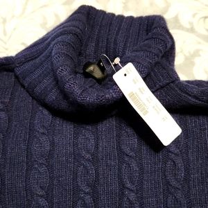 Cambridge cable turtleneck